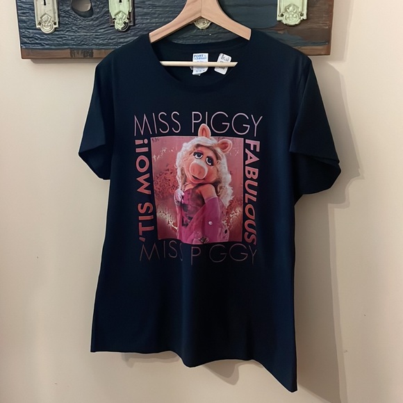 Disney Miss Piggy Fabulous Black T-Shirt Size X-Large - Picture 6 of 13